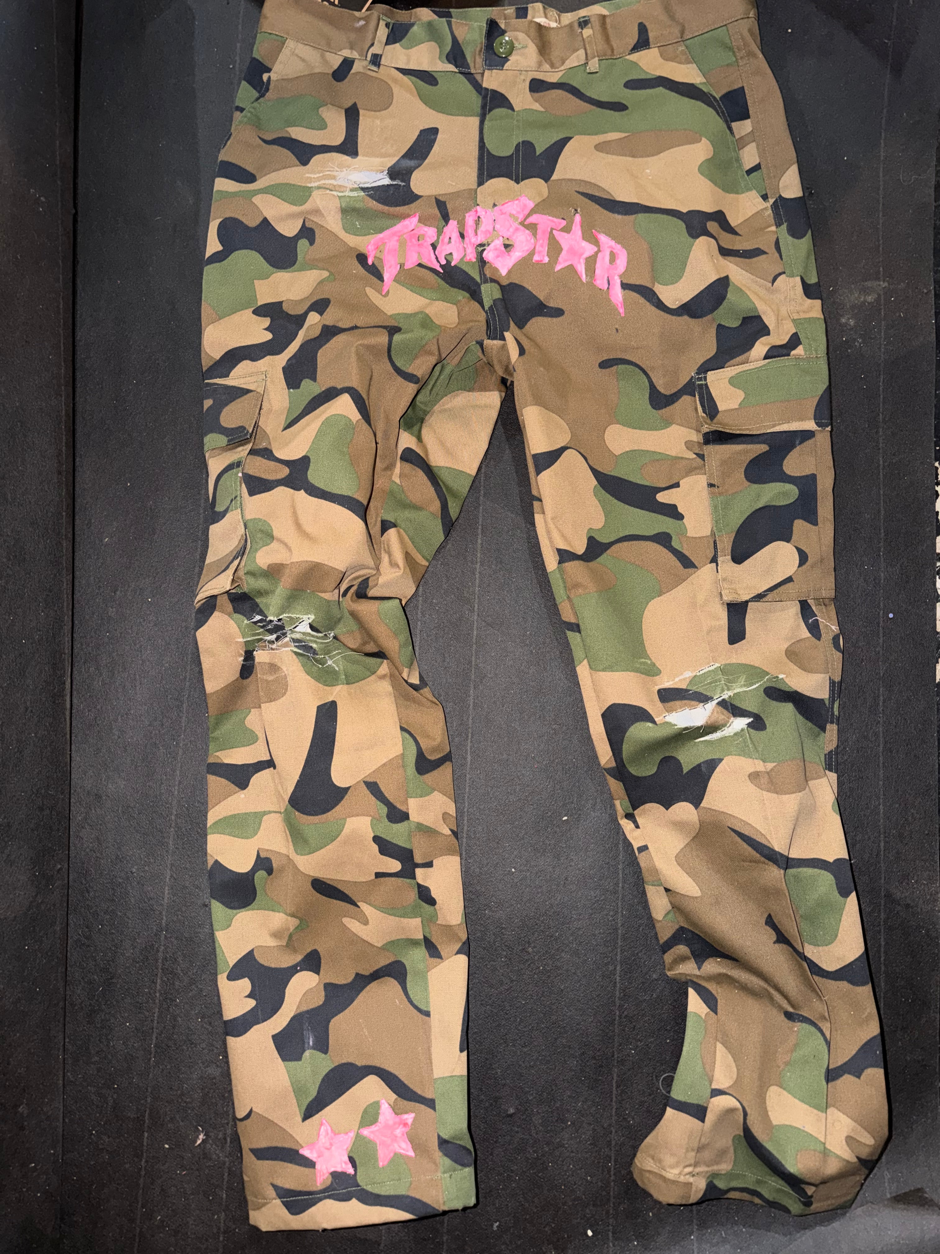 TrapStar camo cargo